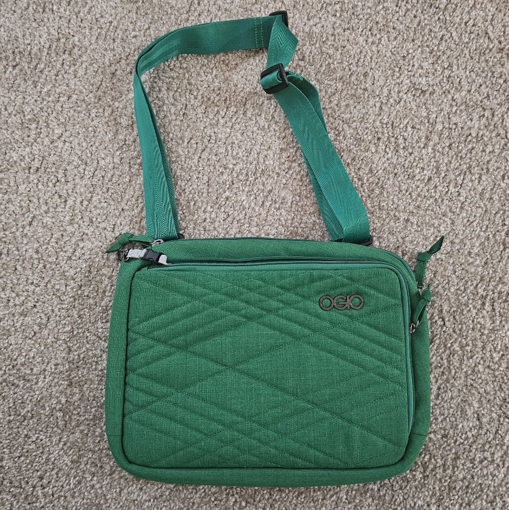 OGIO Green Quilted Crossbody Ipad Bag